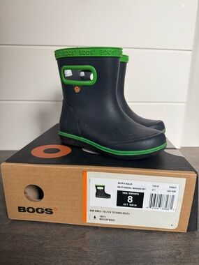 Bogs toddler rain boots 8c EUC